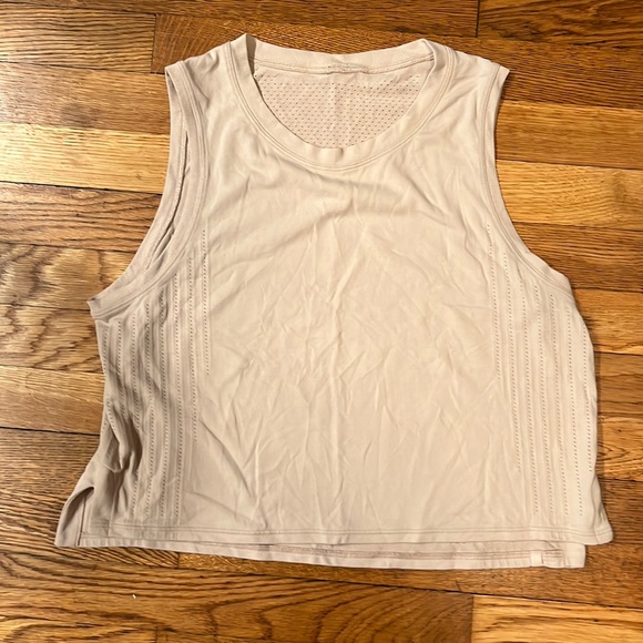 lululemon athletica Tops - Lululemon muscle tank size 6